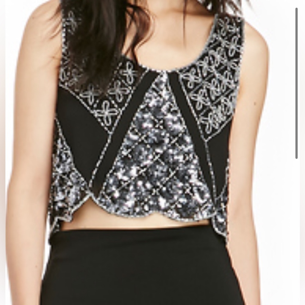 Raga black beaded crop size xsmall
